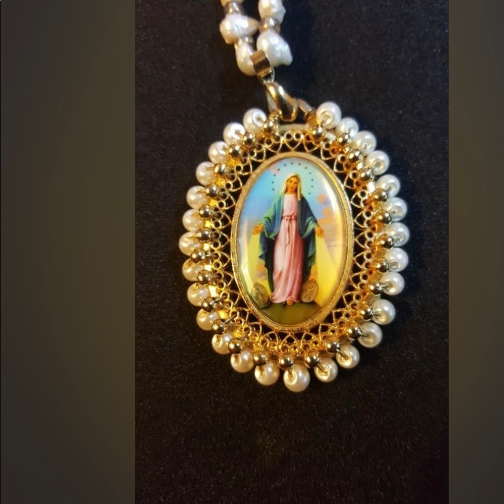 Virgin Mary Necklace With White Faux Pearls Two Sides Image